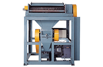 Recycle Machine for Trim Material With Guide Wheel